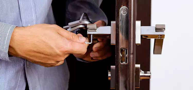 Commercial Door Lock Repair Central Point