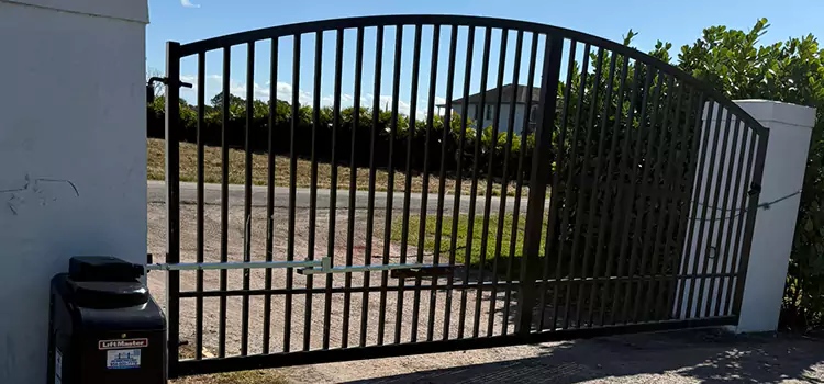 Driveway Fence Repair Central Point