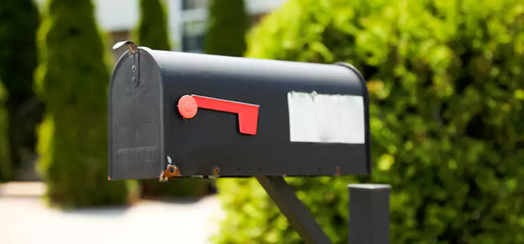 Secure Mailboxes for Packages Central Point